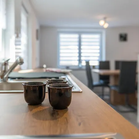 Mina Сasa de vacaciones